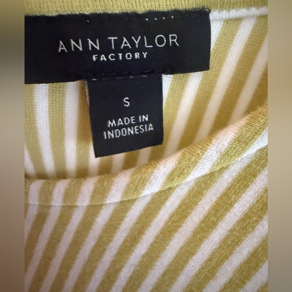 Ann Taylor Green Striped Tank Top Size Small - Picture 4 of 5